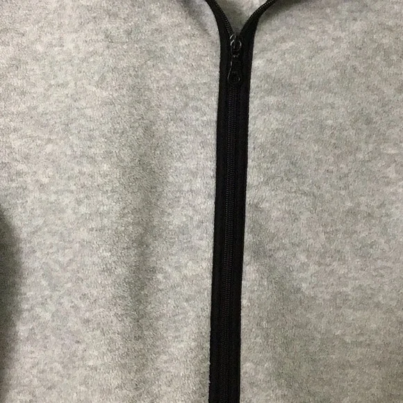 Cuffy’s Cozy Gray Sleeveless Fleece Vest with Black Trim.  Front zipper. - Picture 5 of 7